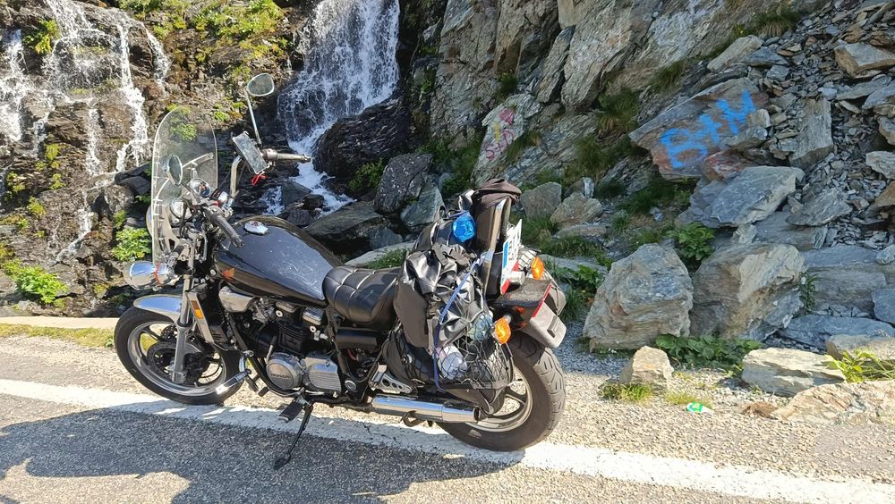 Хонда Магна/magna