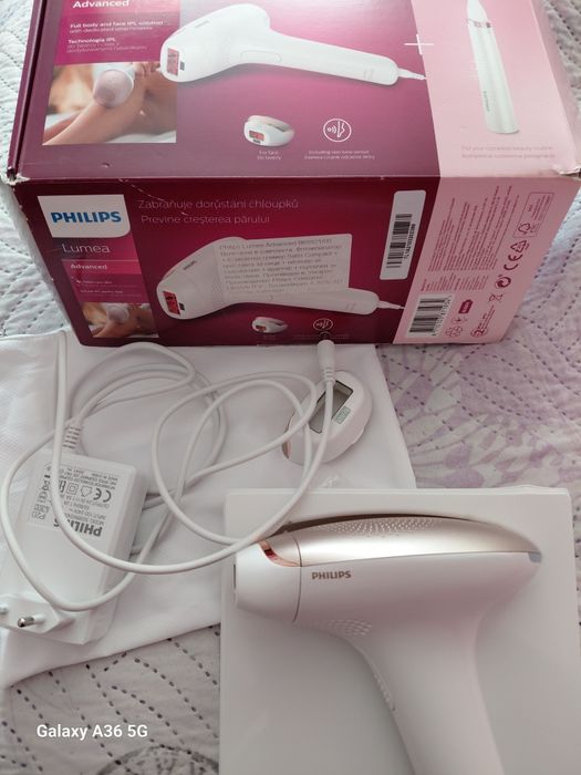 Фотоепилатор Philips Lumea Advanced BRI921/00