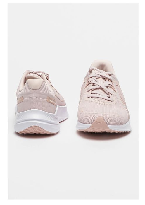 Nike-дамски  маратонки No 39
Обувки за бягане Quest 5 Low-Top Road, Пр