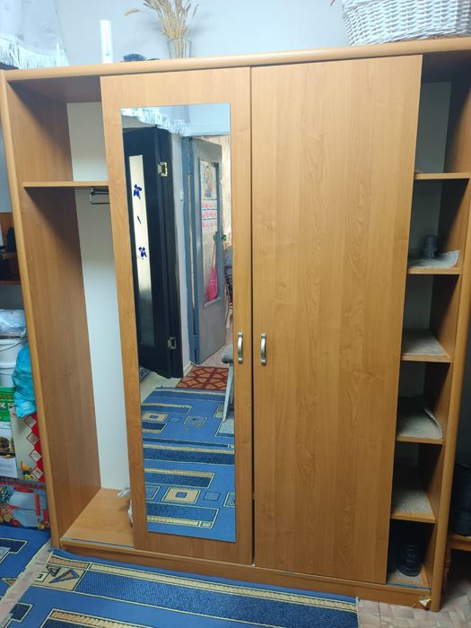 Шкаф - прихожая б/у