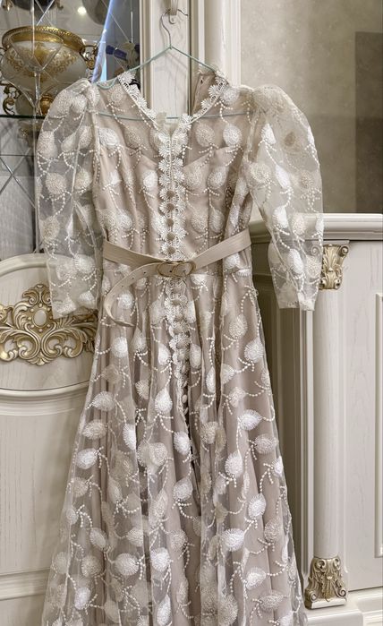 Платья свадебные  в хорошем состоянии