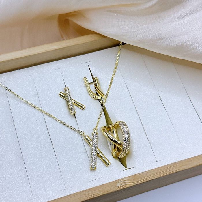 Бижутерия под золото