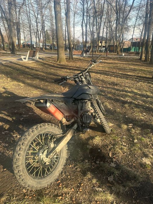 Продам эндуро zuumav k5