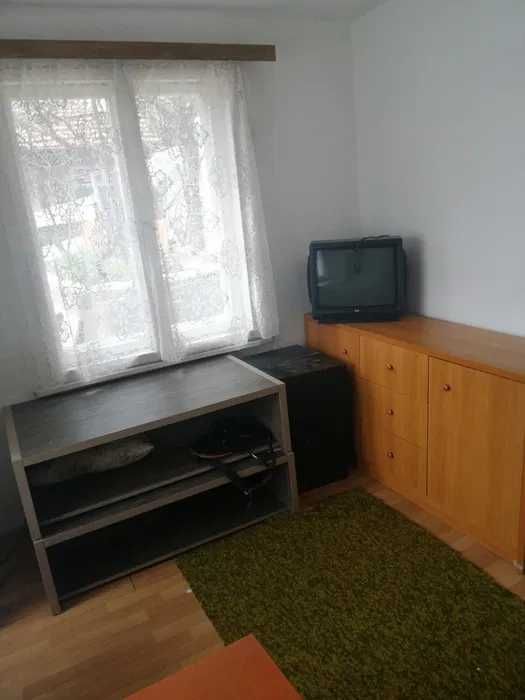 Дава се под наем Етаж от къща в Велико Търново, Варуша - 70 кв.м за 200 € - Снимка #3