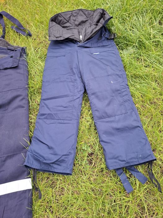 Продам  спец одежду