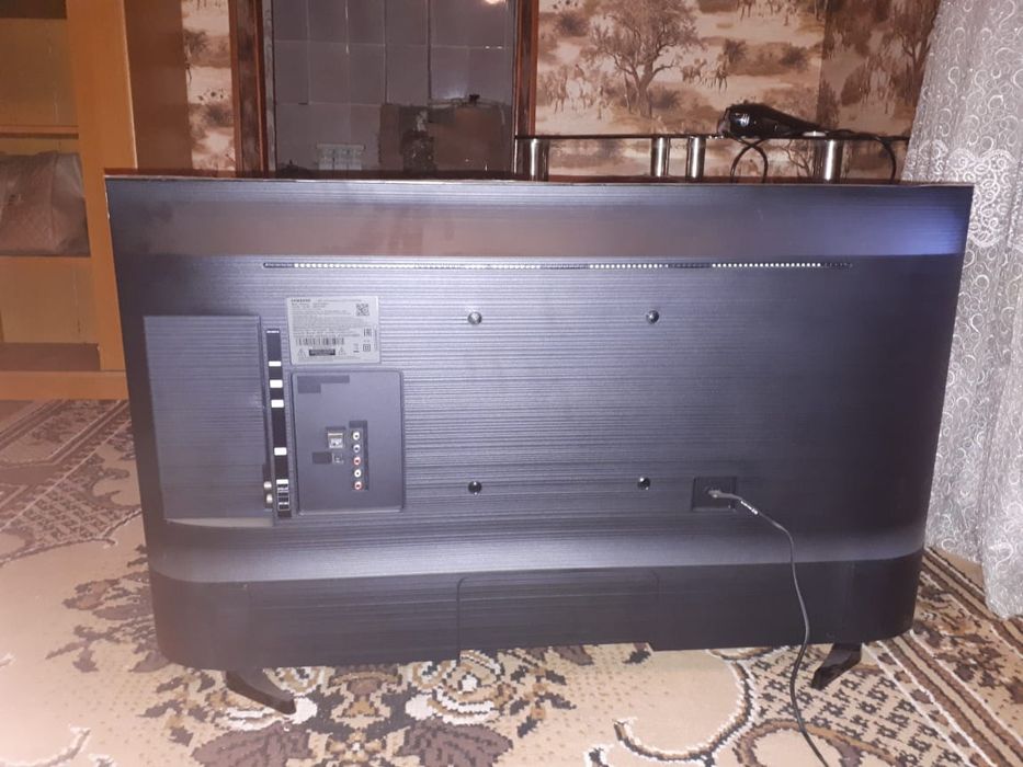 Продается телевизор