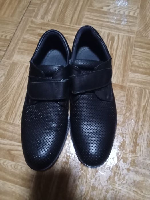 Школьная   обувь