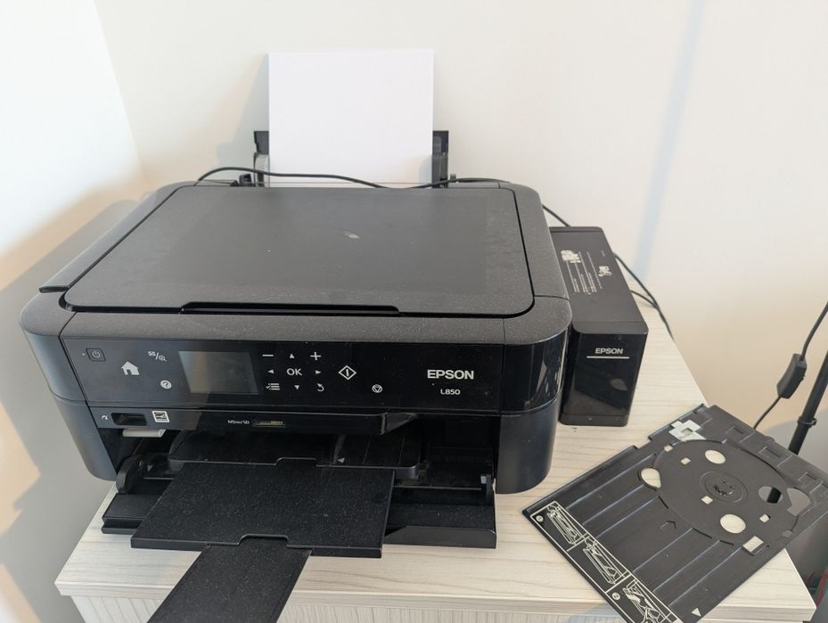 Imprimanta Epson l850 defect pentru piese