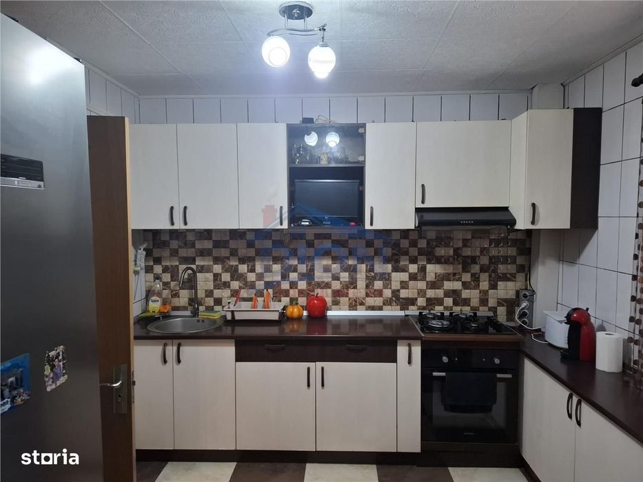 Decebal Turquoise  -  apartament 2 camere deosebit, cu parcare