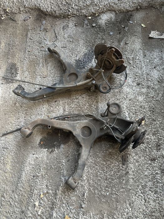 Задние рычаги  Mersedes benz vito 638