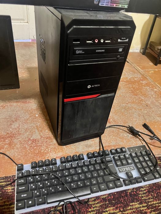 Kampyuter ishlab turgan,hammasi qoʻshib beriladi manitor sal eskiroq