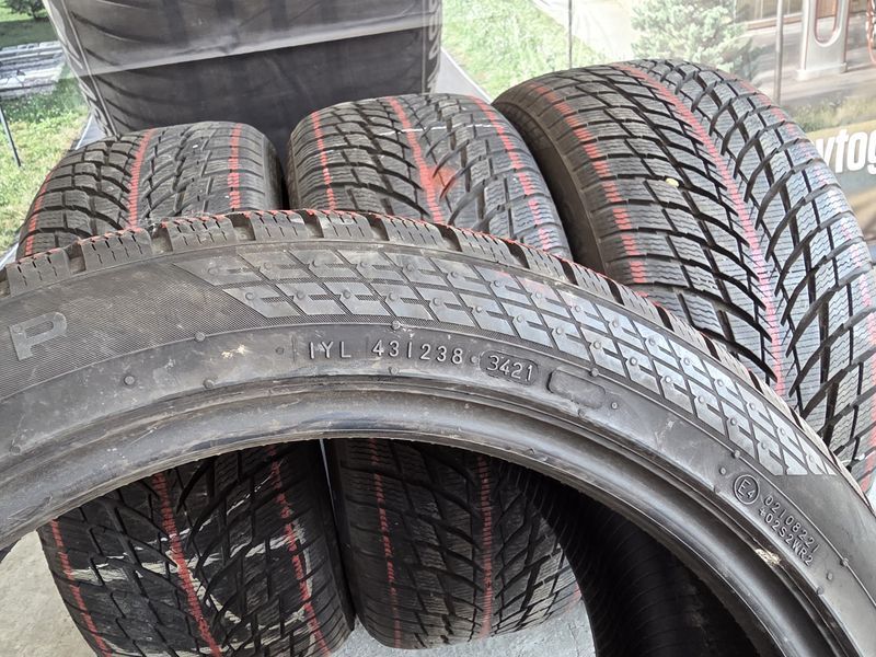 225/45/18 NOKIAN 4бр
