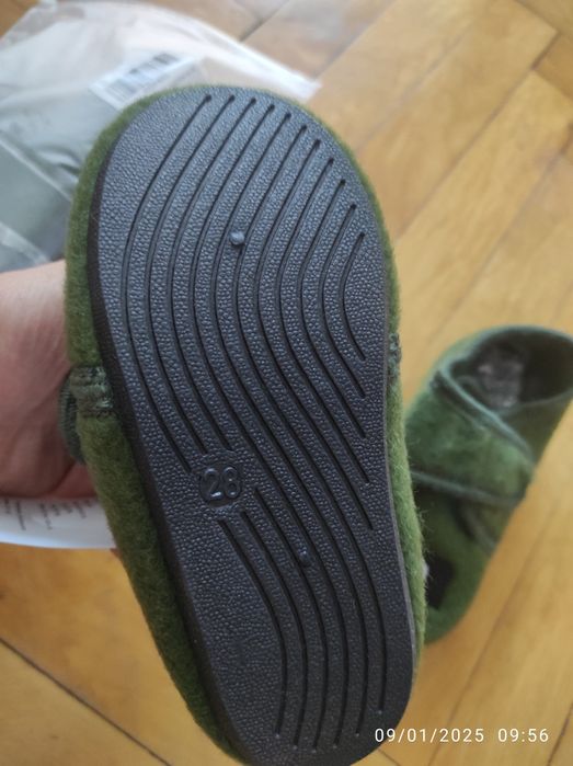 Детски пантофи, 28