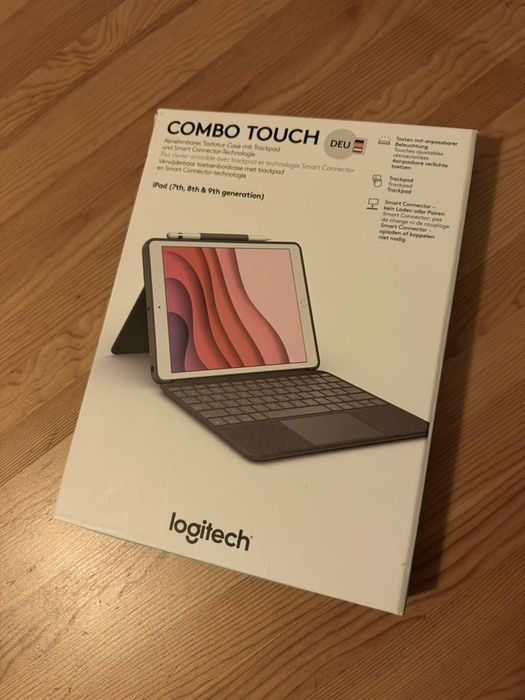 Logitech Combo Touch за iPad 9th Gen