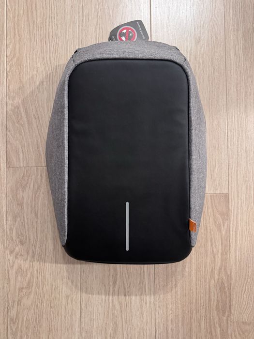 Rucsac XD Design Antifurt 16L, Laptop 15.6", Impermeabil, Gri - Nou