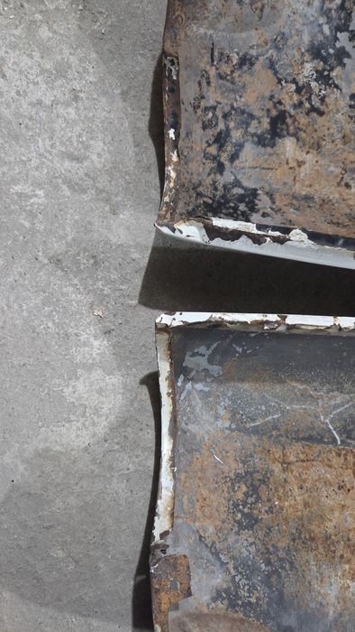 Aripi față Dacia 1300