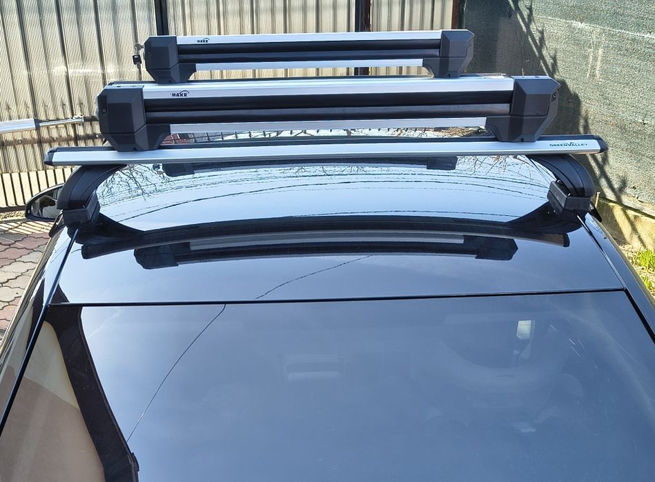 Vand suport skiuri Hakr 560 pentru 6 perechi de skiuri