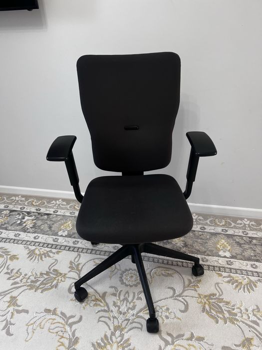 Кресло Steelcase, офисное кресло.