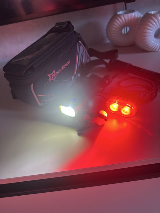 Lantera +stop +pompa bicicleta+borseta