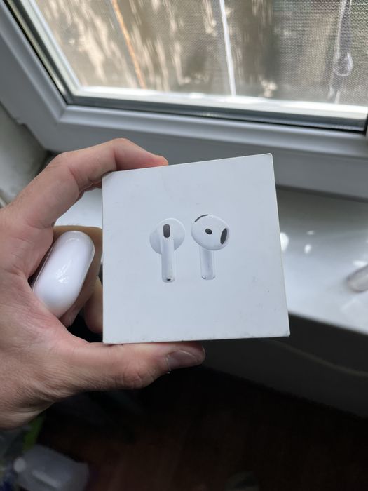 Apple Air pods 4