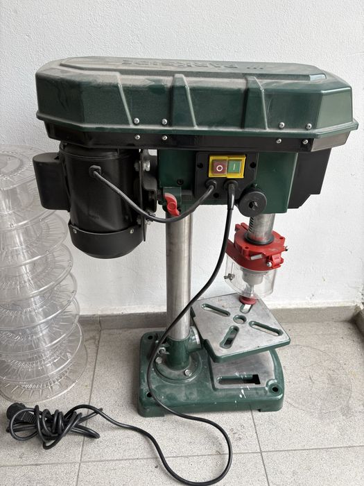 Настолна бормашина