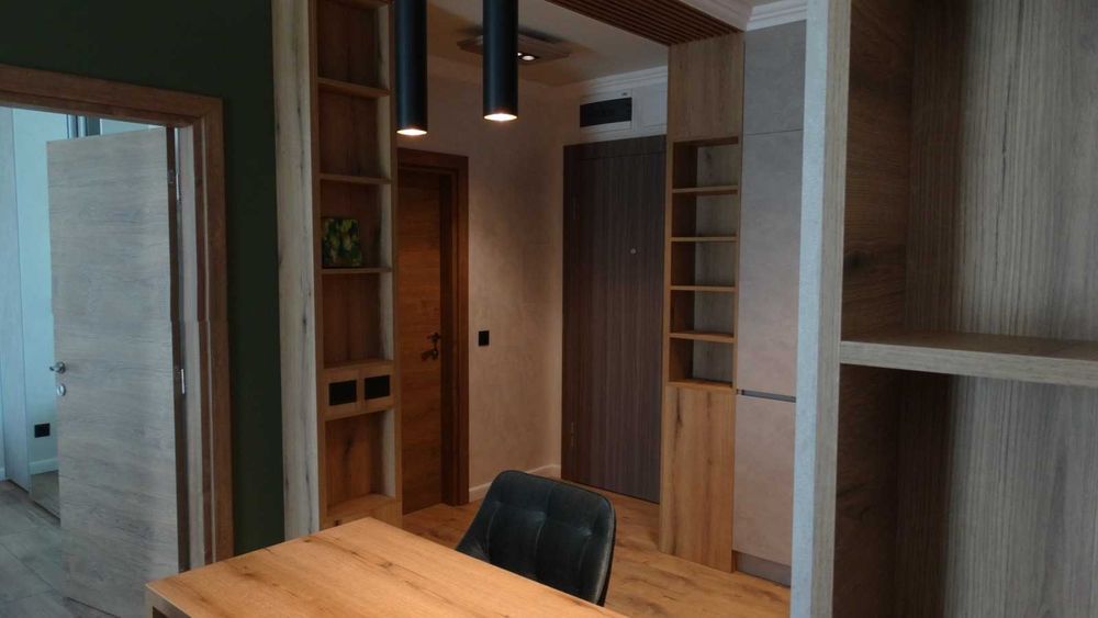 Дава се под наем Двустаен апартамент в София, Банишора - 65 кв.м за 700 € - Снимка #2