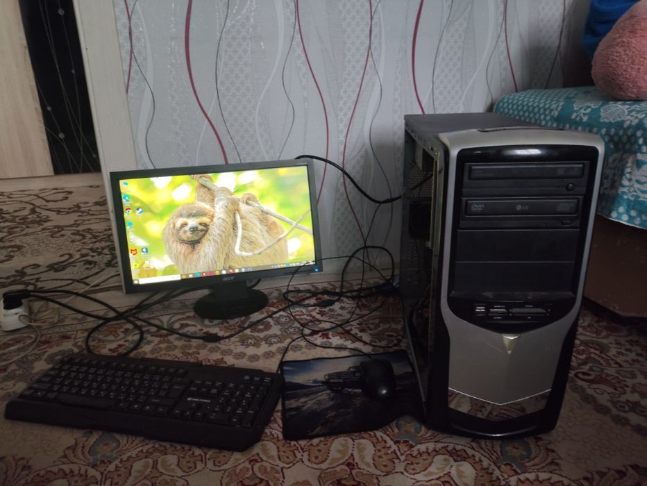 Компуктер в комплекте