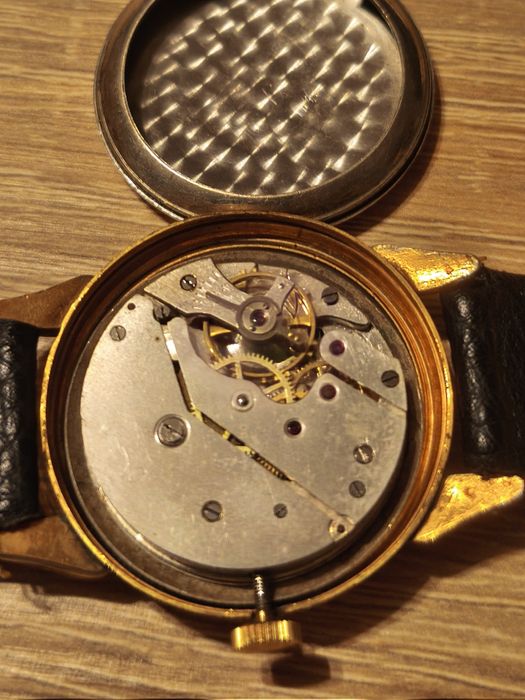 Ceas mecanic Rokomatic