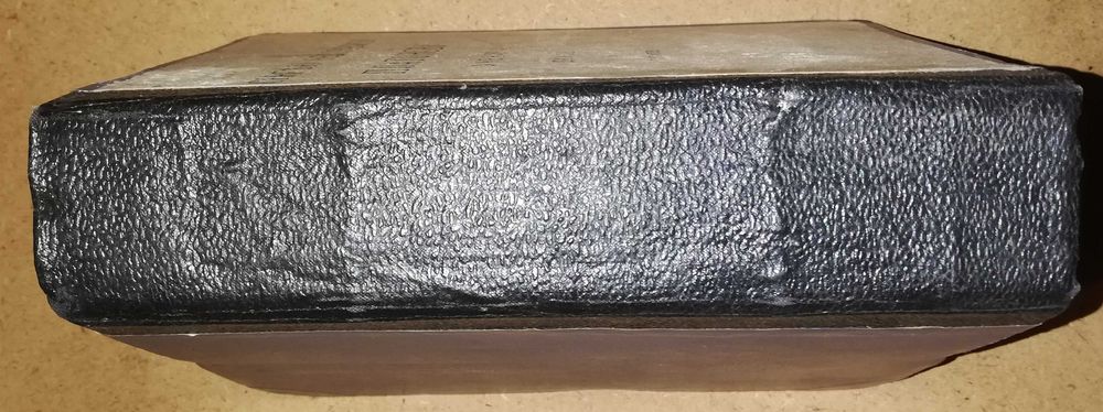 Книга ''Сборник статей, посвященных историку Платонову'' 1.911г