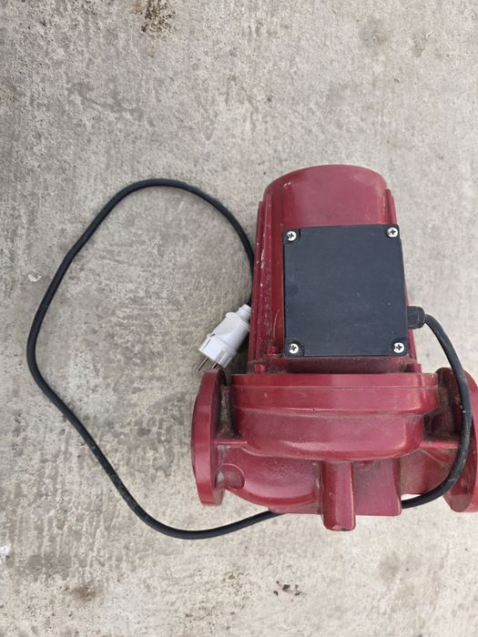 Циркуляционый насос на 750W