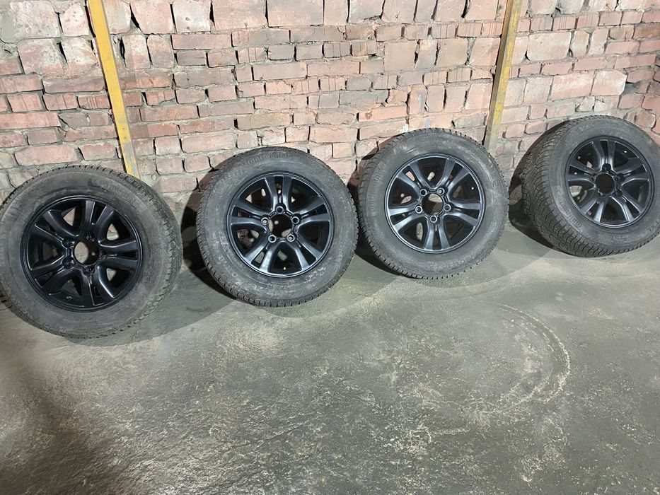 продам комплект колес