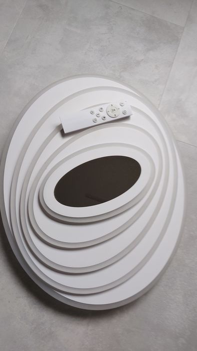 Осветитилен лед плафон