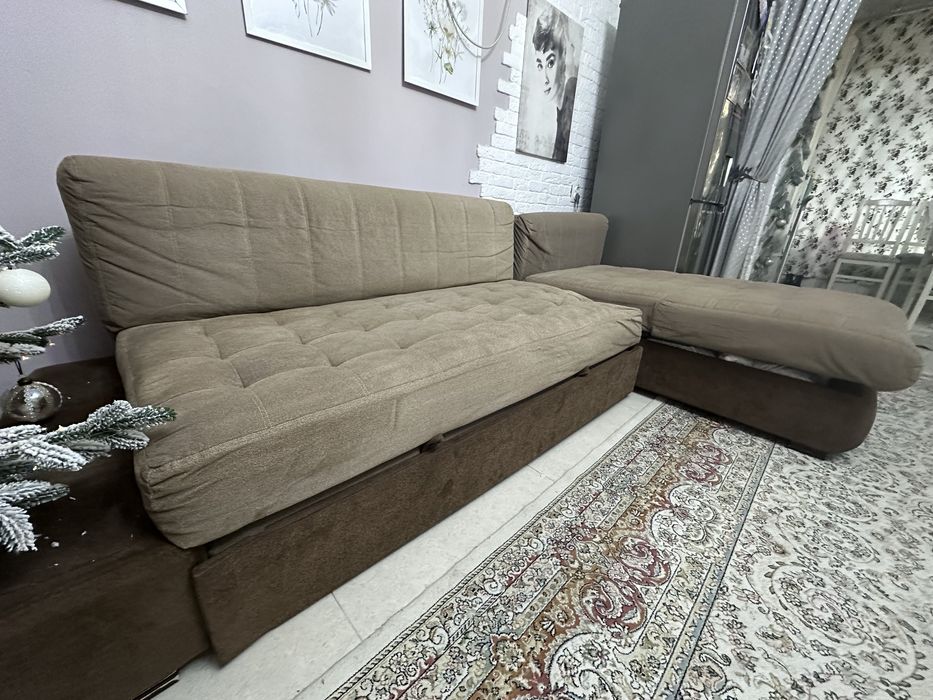 Продам диван-кровать с оттоманкой