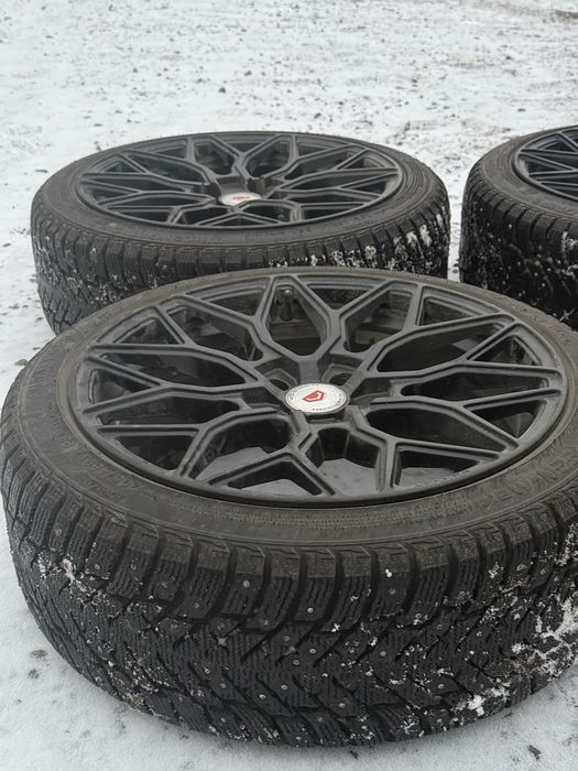 Продам диски с зимней резиной