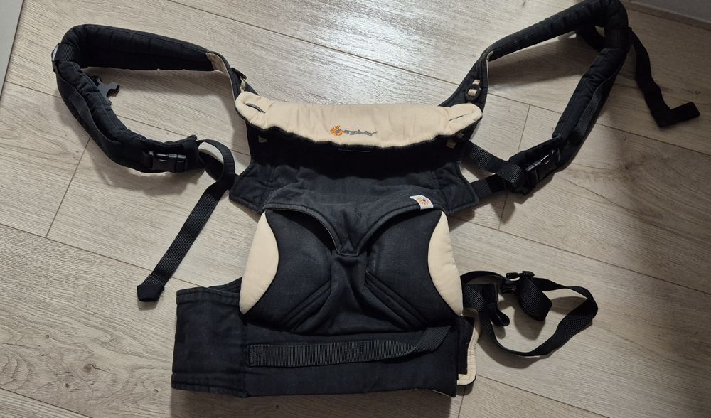 ERGObaby Four Position 360 Carrier black/caramel
