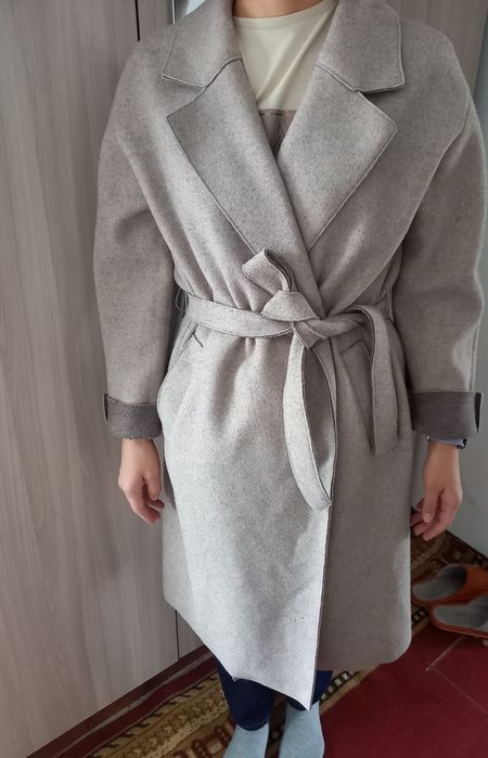 Продам пальто 2 вида