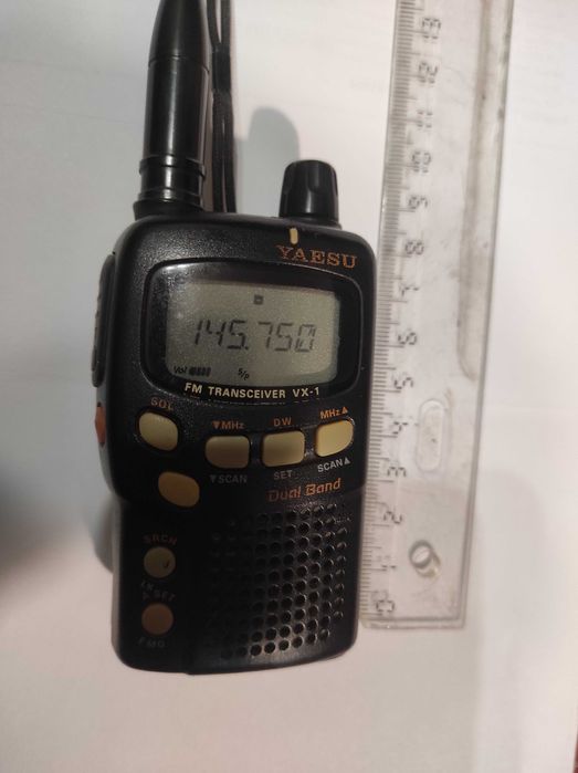 Statie TxRx Yaesu VX1