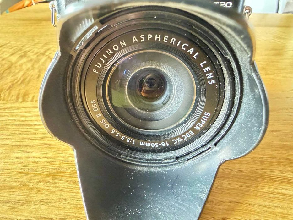 Fujifilm X-T20 + Fujinon XC 16-50mm f/3.5-5.6 OIS II (комплект)