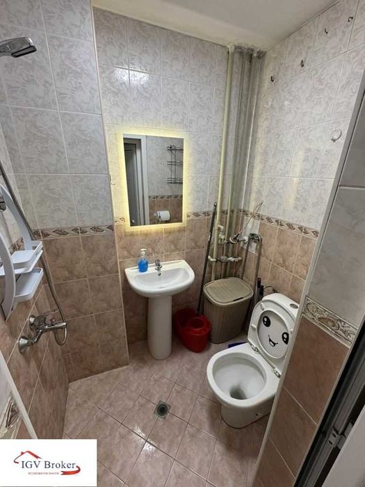 Дава се под наем Двустаен апартамент в София, Център - 65 кв.м за 663 € - Снимка #9