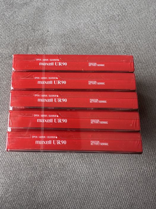 Аудио касети Maxell - UR 90