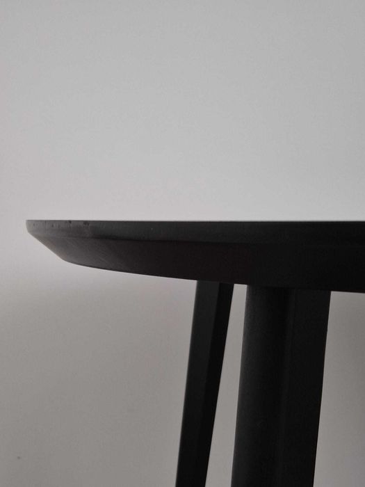 Masă neagră rotundă 105cm LISABO IKEA