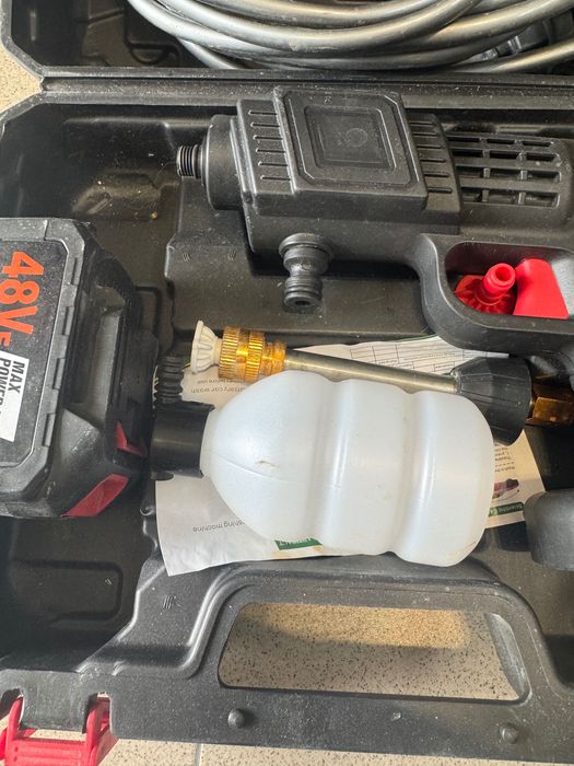 Водоструйка на батерия