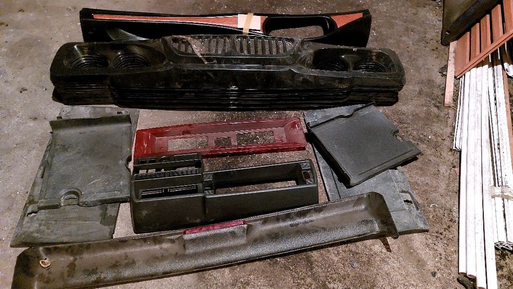 Запчасти на Волга  ваз