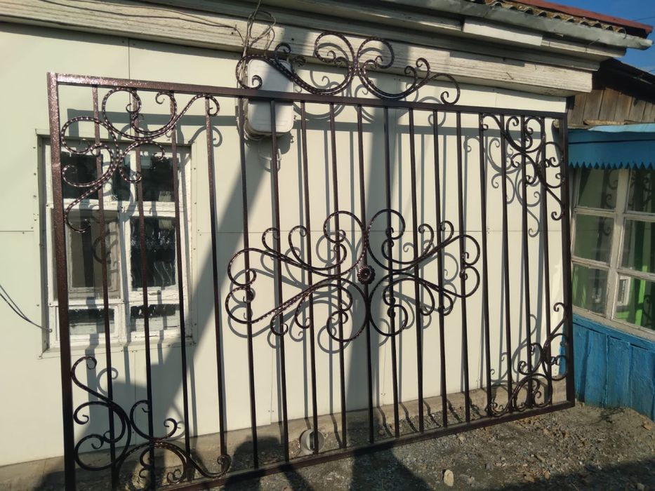 Заборы продам новые 100000