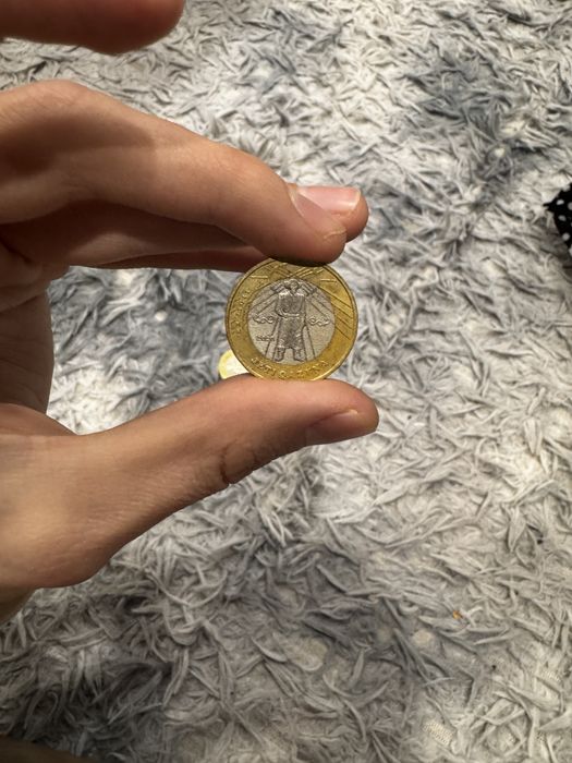 Монеты 100тг продам