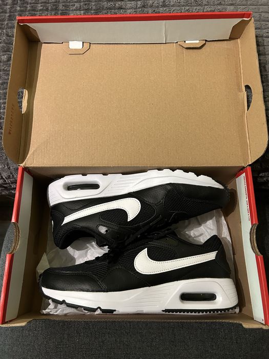 Дамски маратонки NikeAirMaxSC