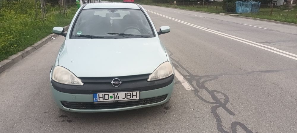 Vând Opel corsa C