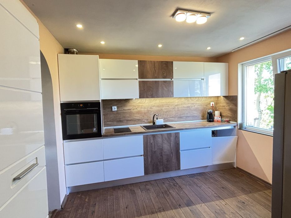 Продава се Къща в Плевен, Кайлъка - 70 кв.м за 1172 €/кв.м - Снимка #5