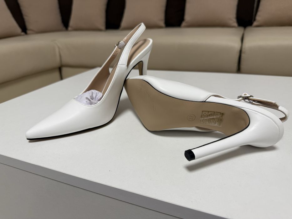 Pantofi cu toc 11 cm