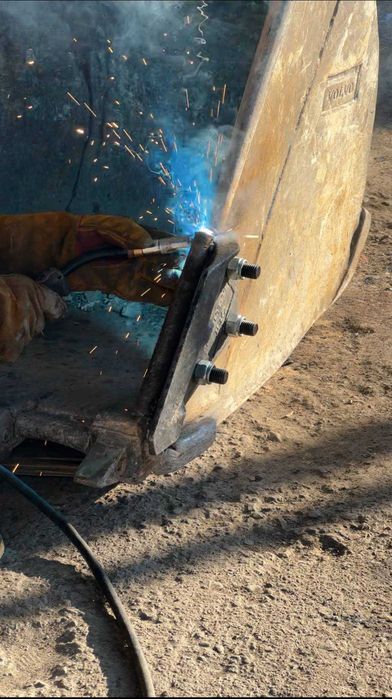 Maxsus texnika uchun payvandlash / Kovshlar, strelalar, uzellar